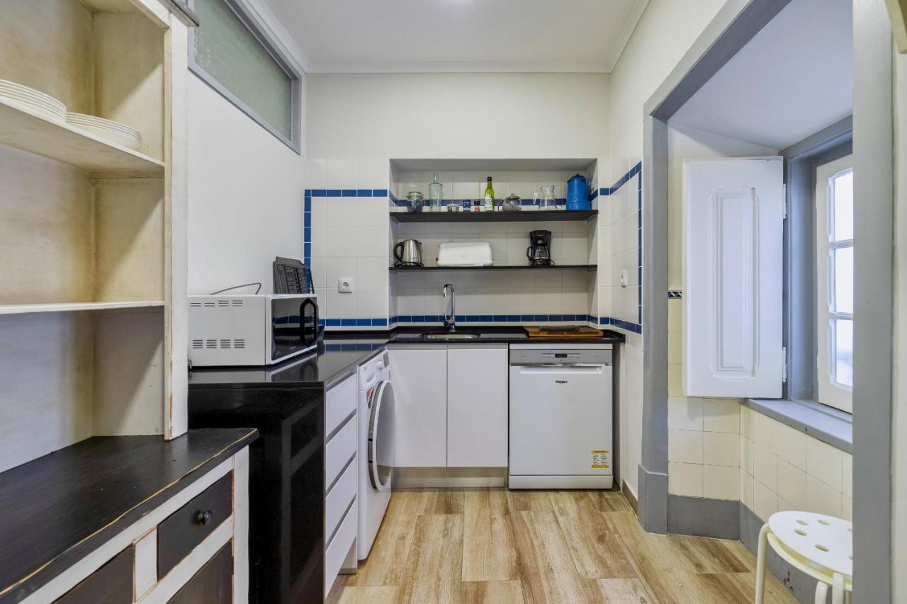 Carmo'S Residence Art Apartments 2º เซตุบาล ภายนอก รูปภาพ